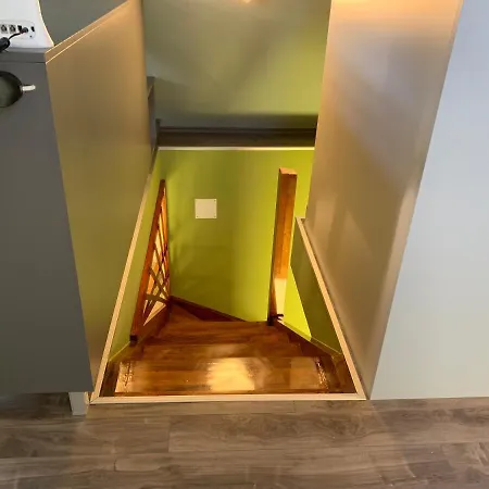 G&d アパート コパオニク